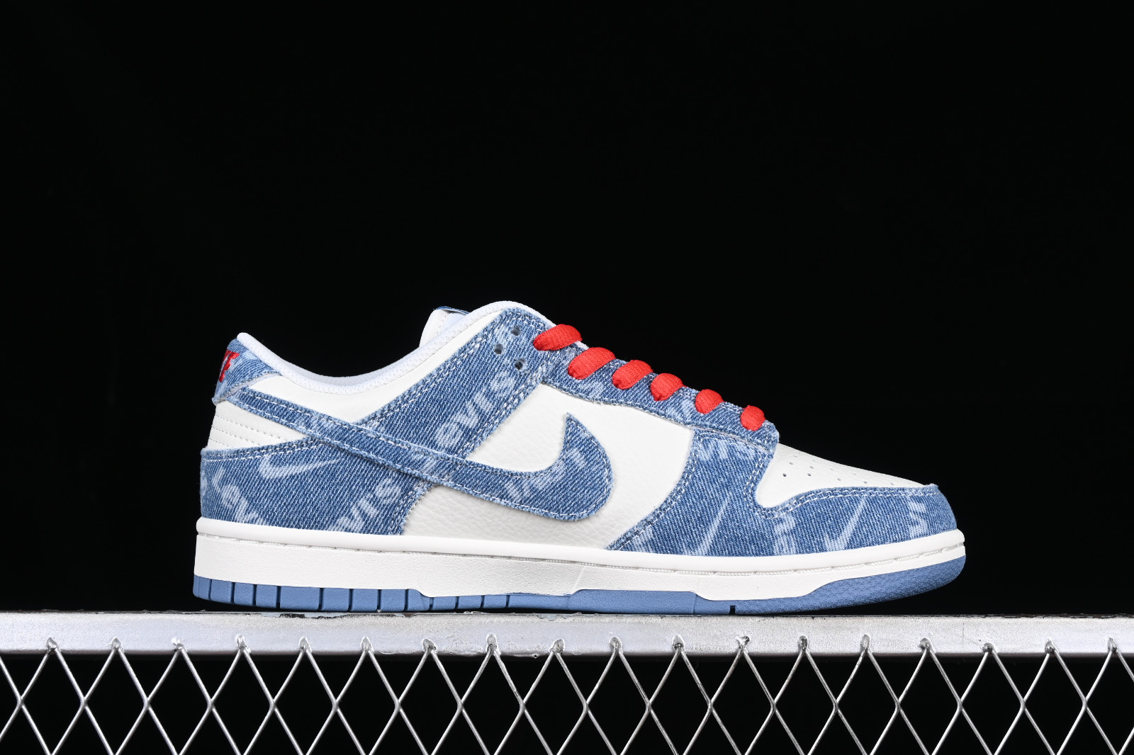 Nike dunk levis shop