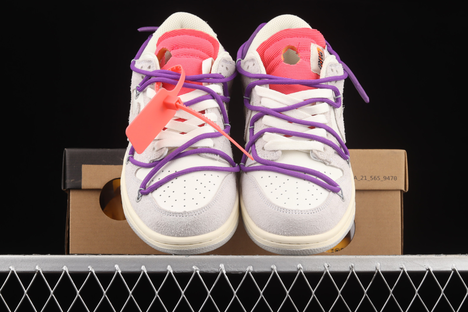 Nike sb dunk on sale low x off white