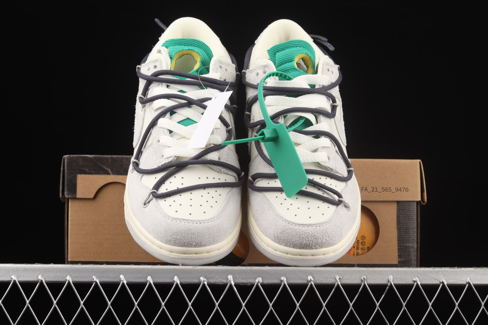 Nike roshe run off white clearance