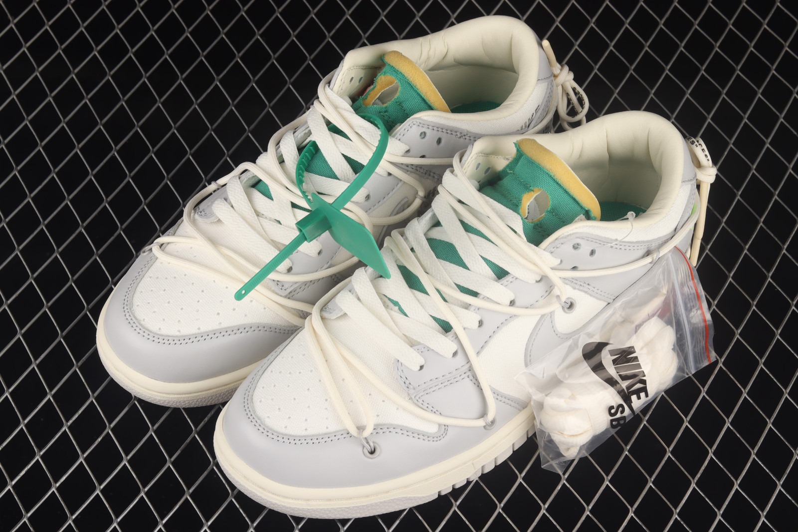 StclaircomoShops - 121 - White x Nike SB Dunk Low Lot 25 of 50 Sail Neutral  Grey Pale Ivory DM1602 - Off - Nike Air Cross Trainer 3 Low \