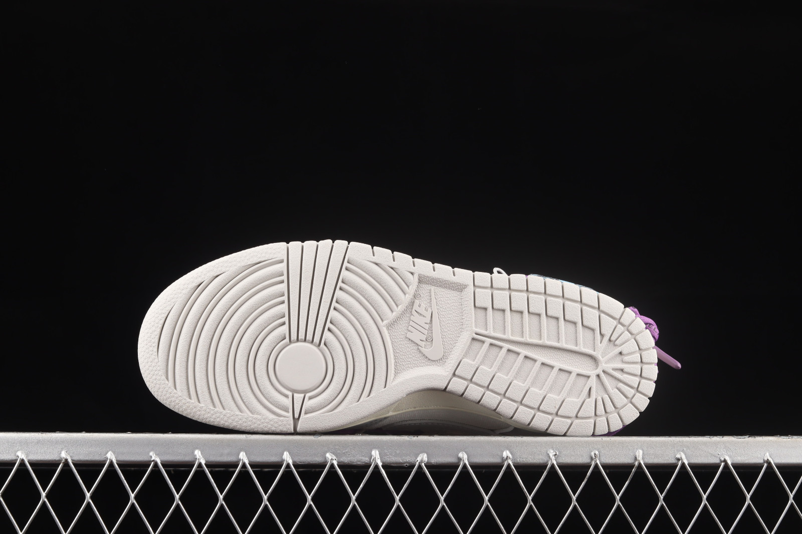 White x Nike SB Dunk Low Lot 48 of 50 Neutral Grey Purple DM1602 - nike  mercurial superfly light blue color - 107 - StclaircomoShops - Off