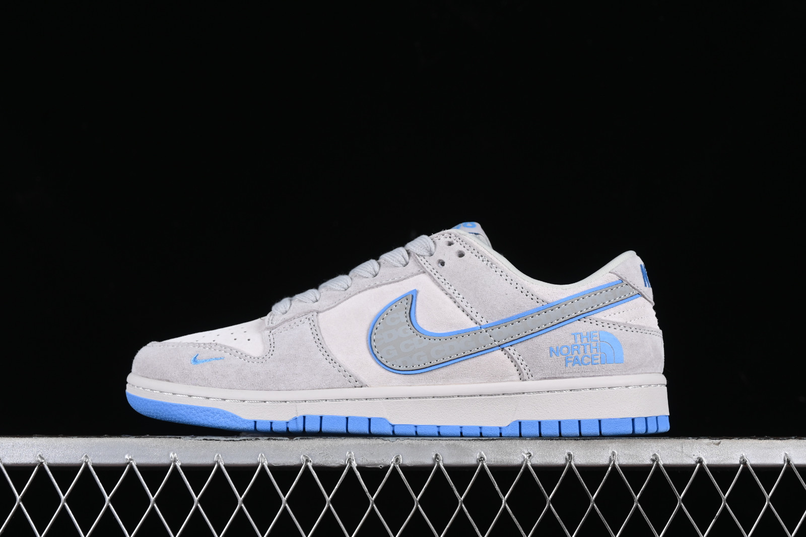 The North Face x CDG x Nike SB Dunk Low Grey Blue DQ1098 370 WaowShops NIke Dunk SB Low Nike NBA Houston Rockets Man s Shorts
