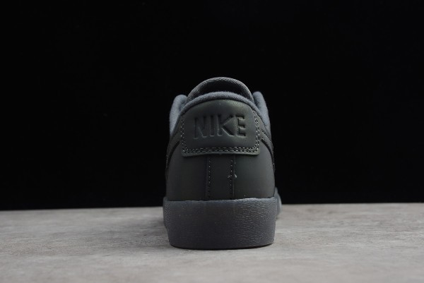 Av9371 nike 2025