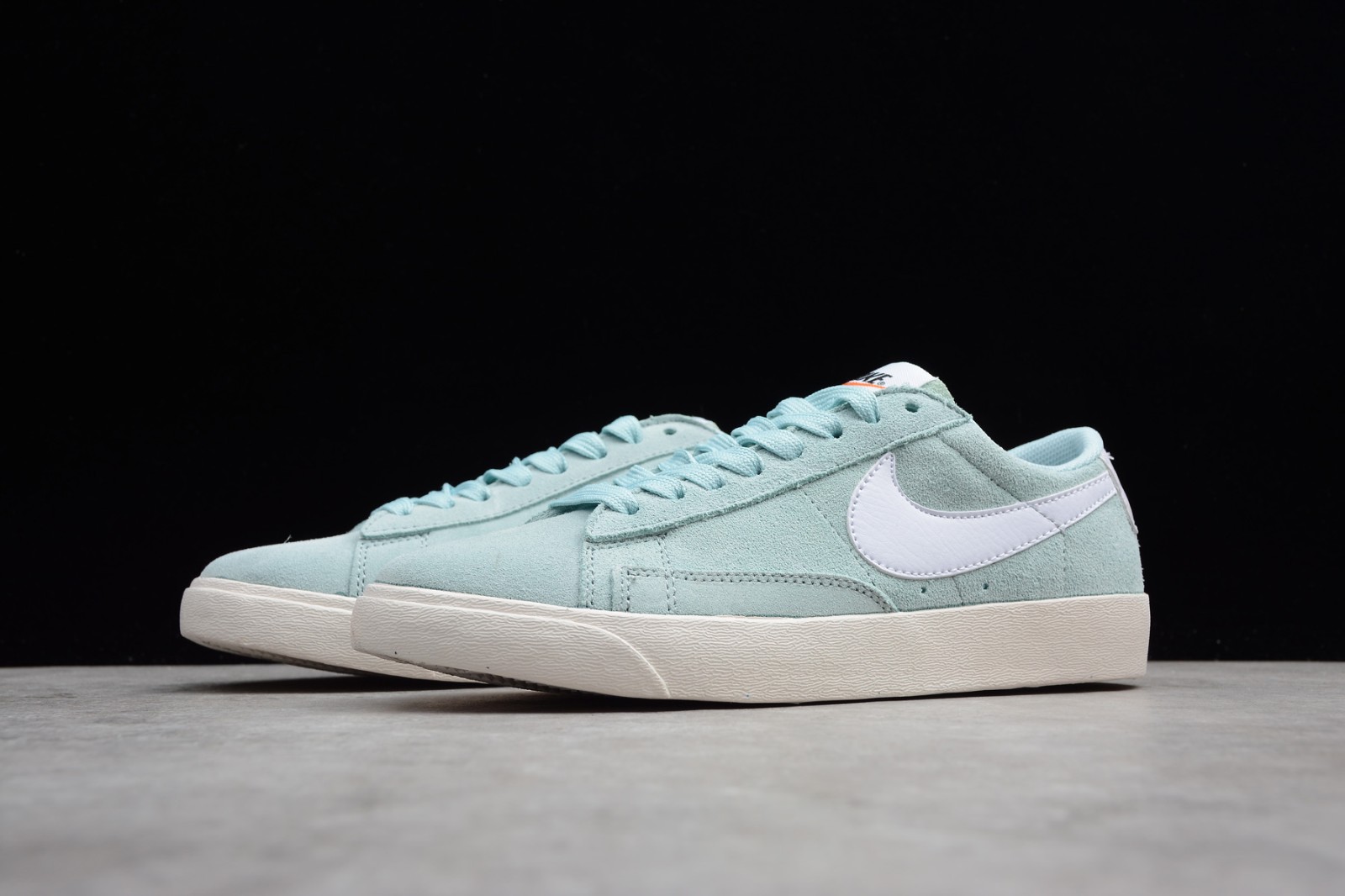 StclaircomoShops - Womens Nike Blazer Low SD Igloo Sail AA3962 301 - nike sensory turf shoe sale