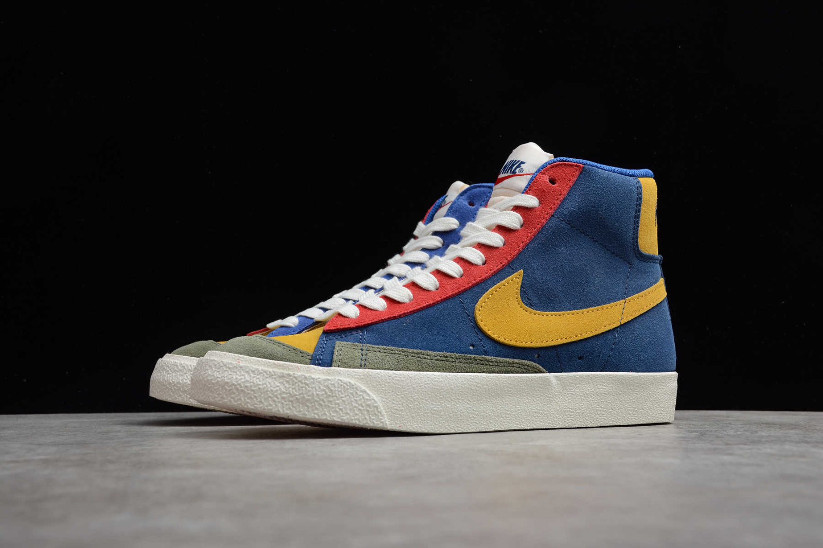 nike blazer solar flare