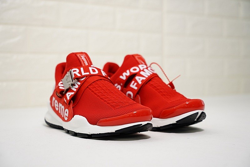 Supreme nike sock 2025 dart
