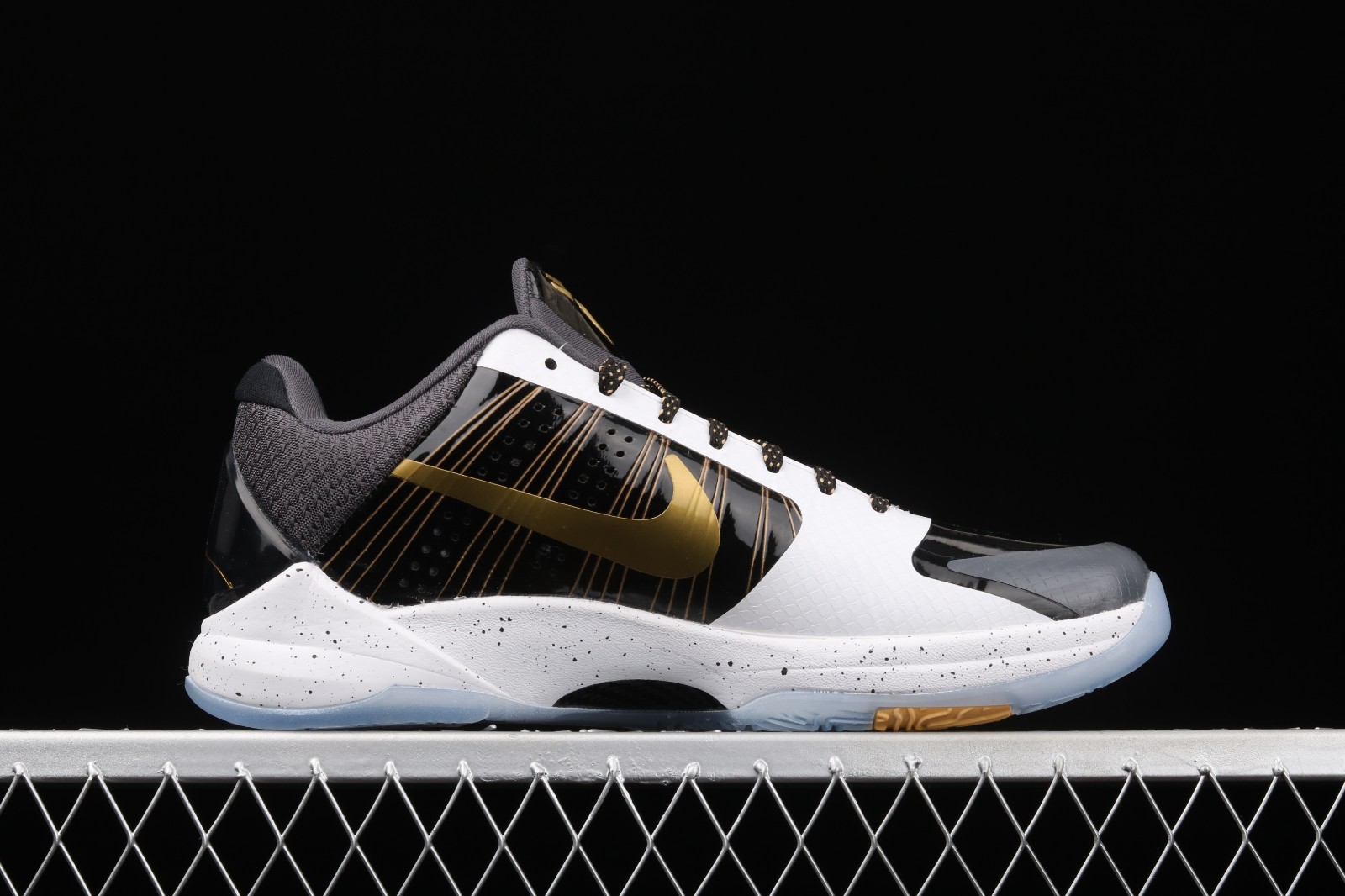 Nike Kobe V Protro Black White Gold CD0824