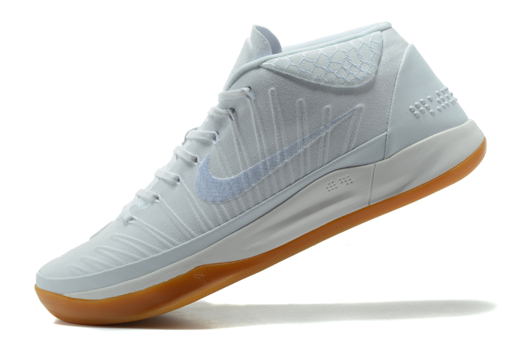 Nike kobe shop 13 mens silver