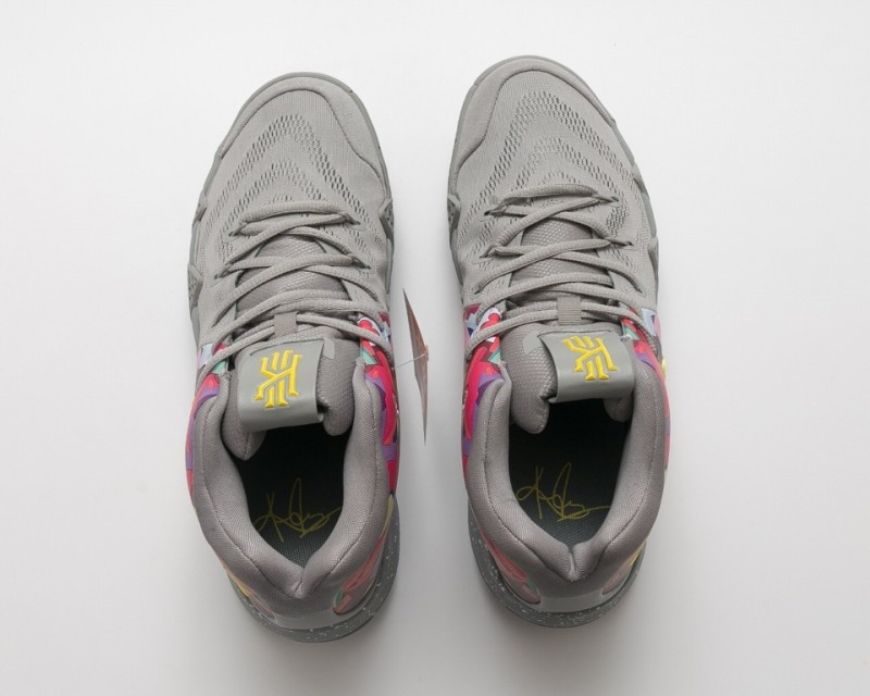 Kyrie 4 online argent
