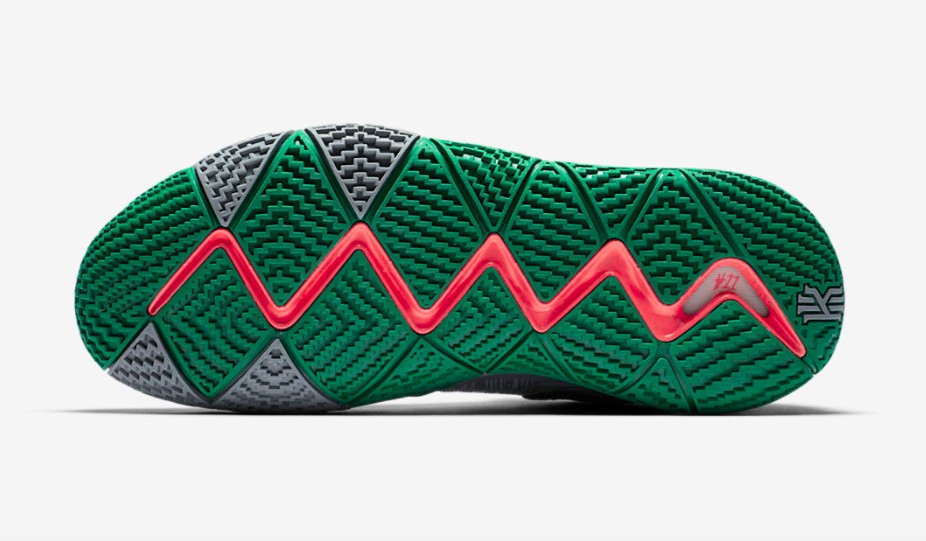 Nike Kyrie 4 Nike Kyrie 4 Parquet Legends Argent M tallis Or