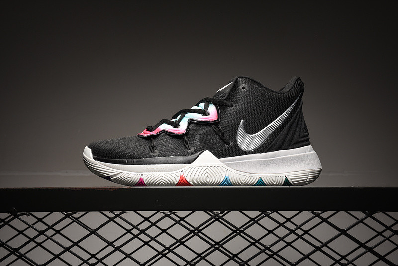 Black Pink Basketball Shoes Sneakers AO2918
