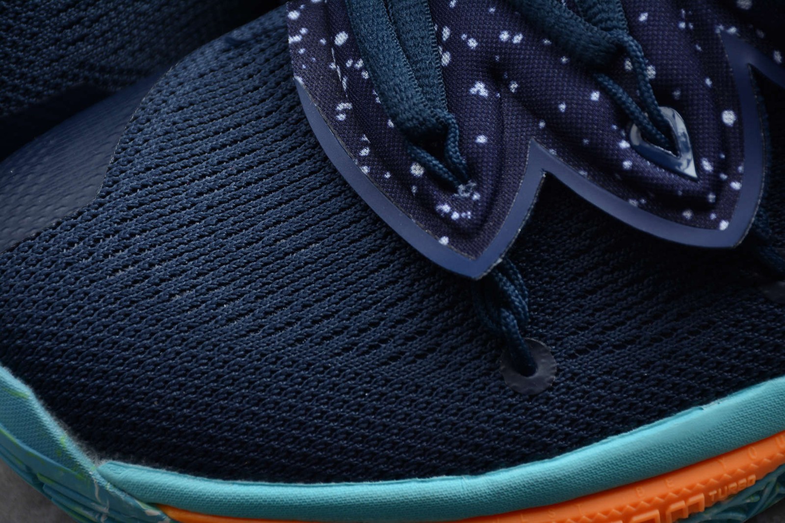 CdsprovidenciaShops Nike Kyrie 5 Nike Kyrie V 5 EP UFO