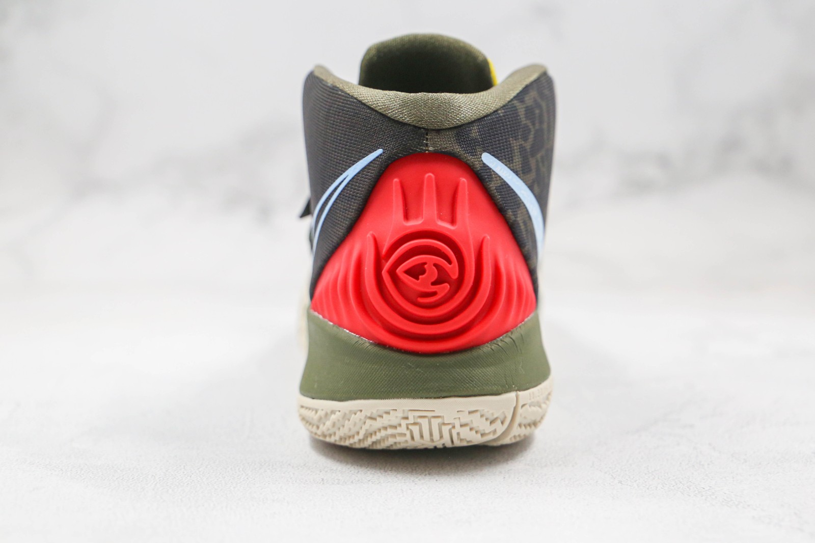 Kyrie 4 green hot sale and red