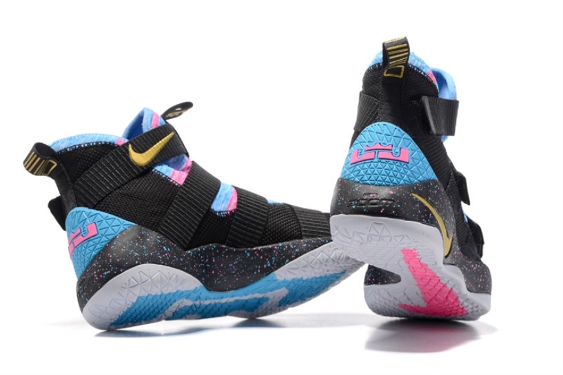 Lebron soldier 11 top rainbow