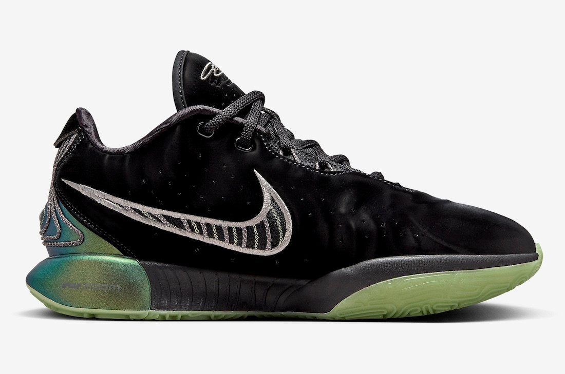 Nike zoom lebron low cut store