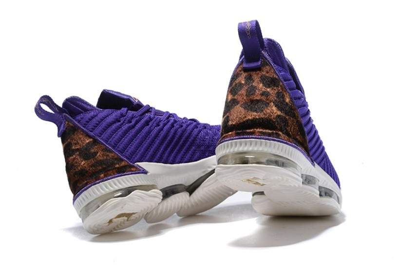 Lebron 16 king on sale purple