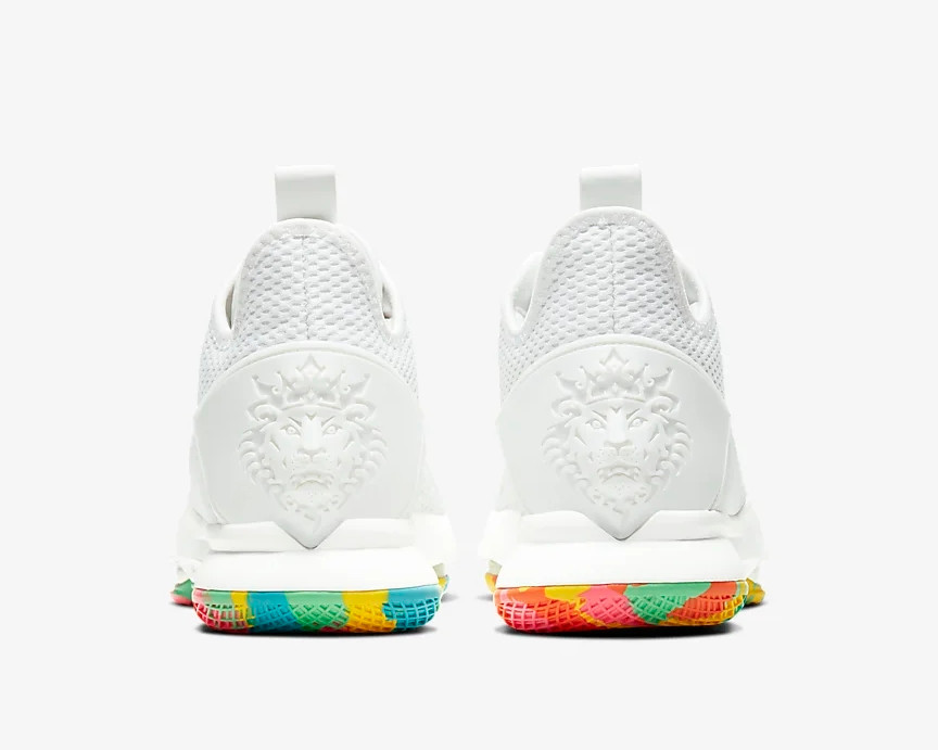 Nike Zoom LeBron Witness 4 Summit 