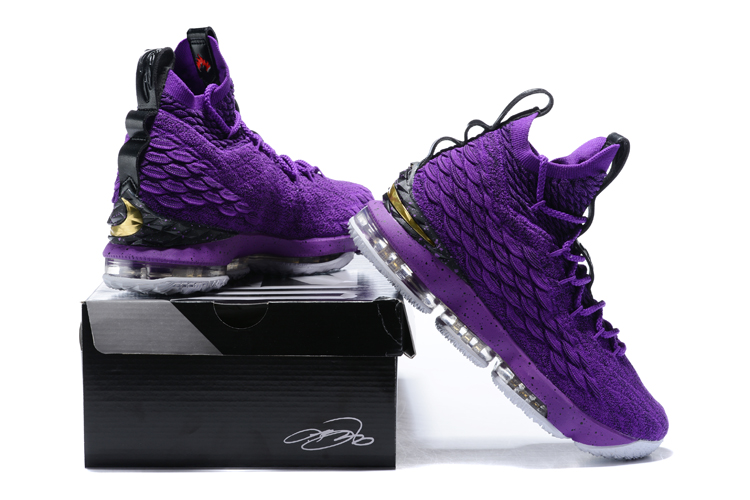 Nike lebron 15 violet hotsell