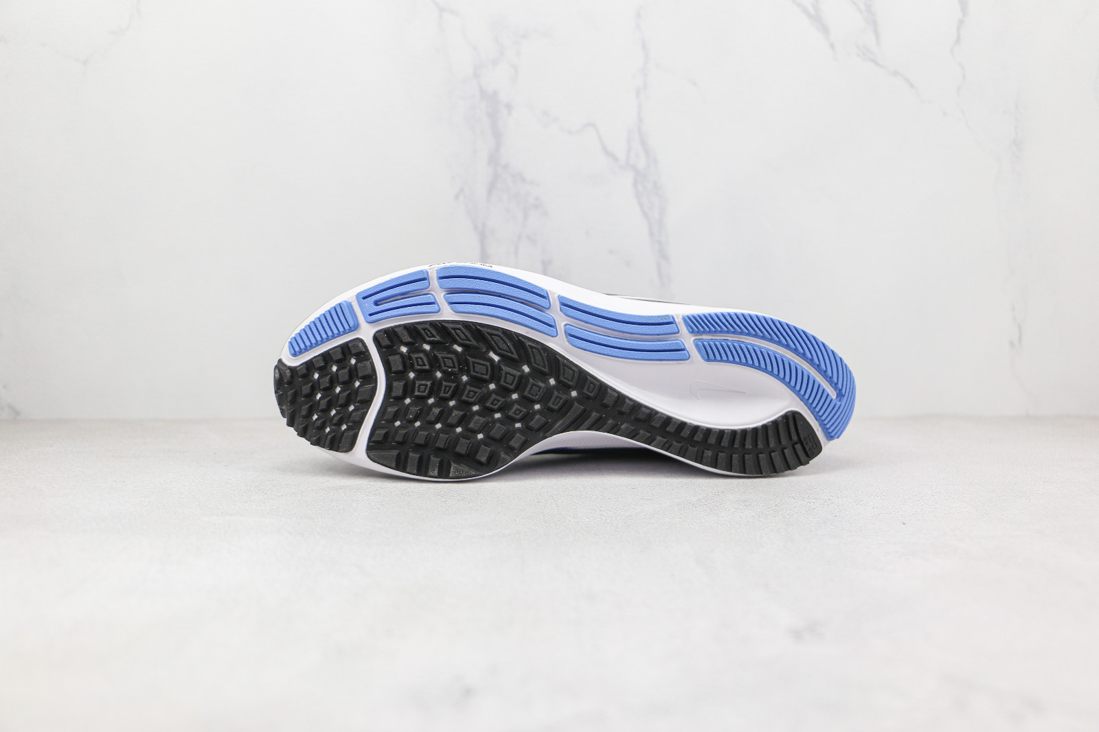 Nike Air Zoom Pegasus 38 UNC College 