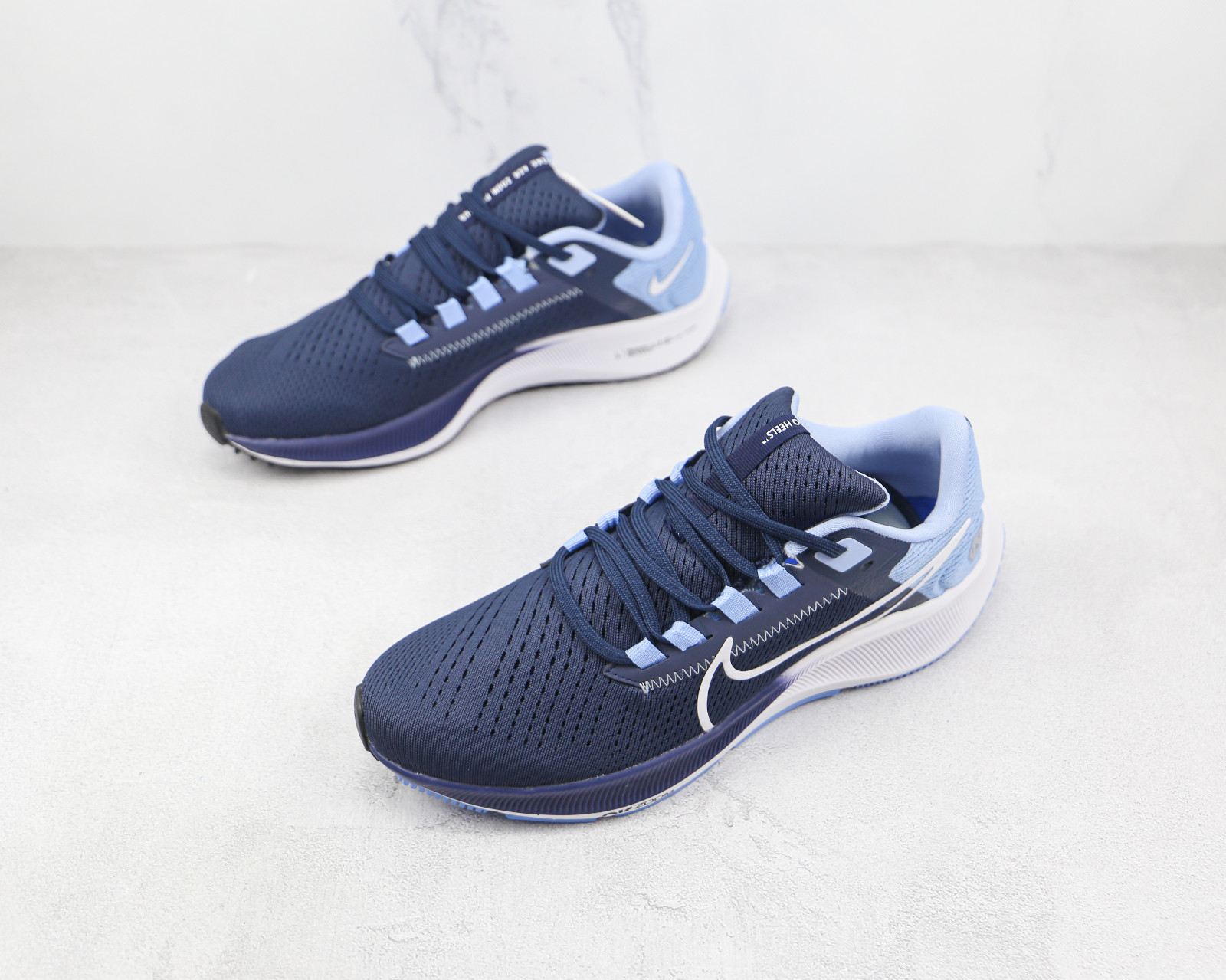 Nike Air Zoom Pegasus 38 UNC College 