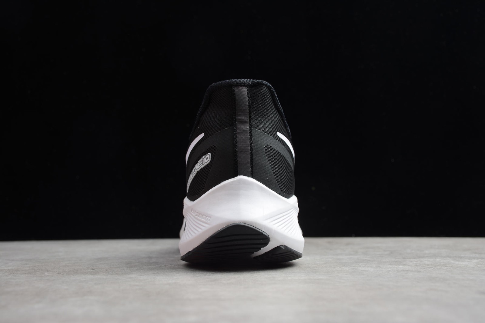 Nike air hotsell zoom flo 5