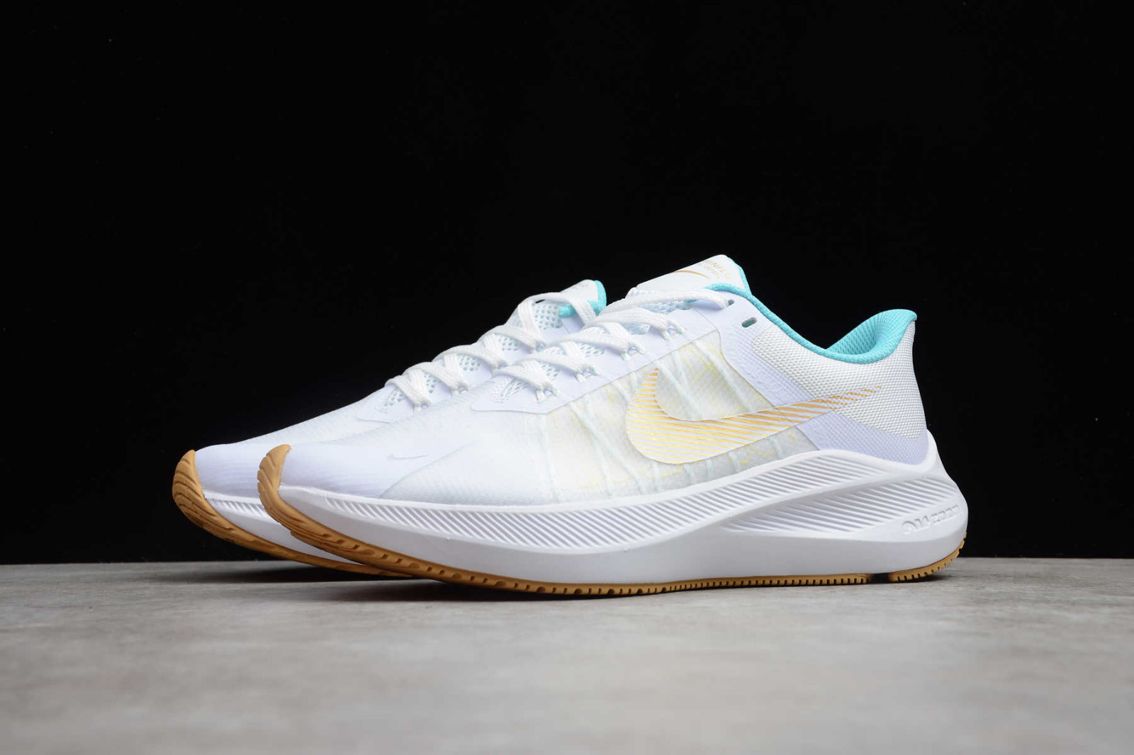 Nike initiator outlet flo
