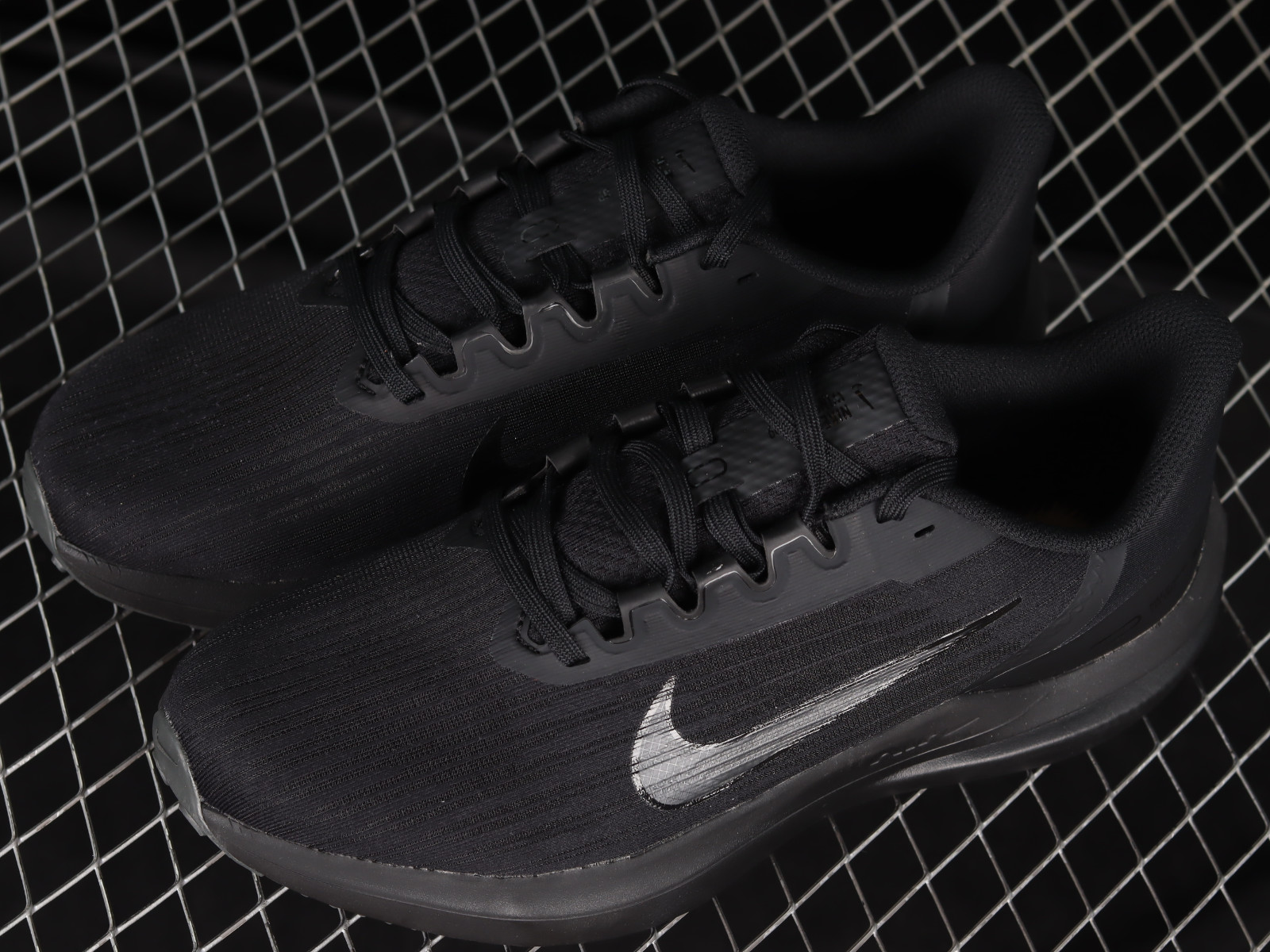 Nike Kaishi Obsidian White CdsprovidenciaShops 002 Nike Air